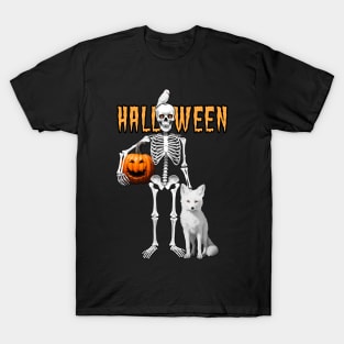 Halloween skeleton and friends T-Shirt